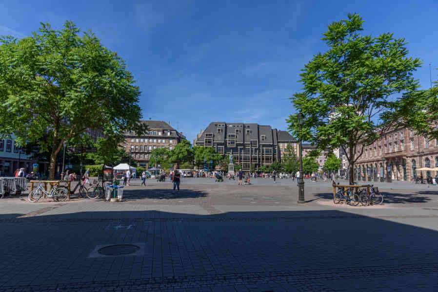 Francia - Alsacia 082 - Estrasburgo - plaza Kléber.jpg